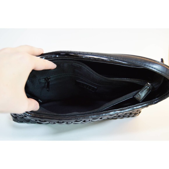 Y2K 90s baguette black braided faux leather purse NineWest - Picture 3 of 3